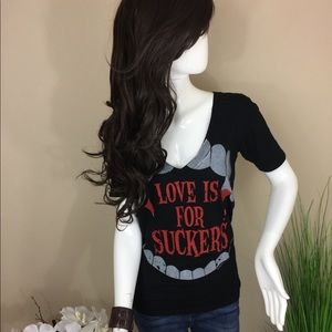 Halloween theme “Love is for suckers” 🧛‍♀️